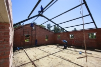 Metal trusses for the roof